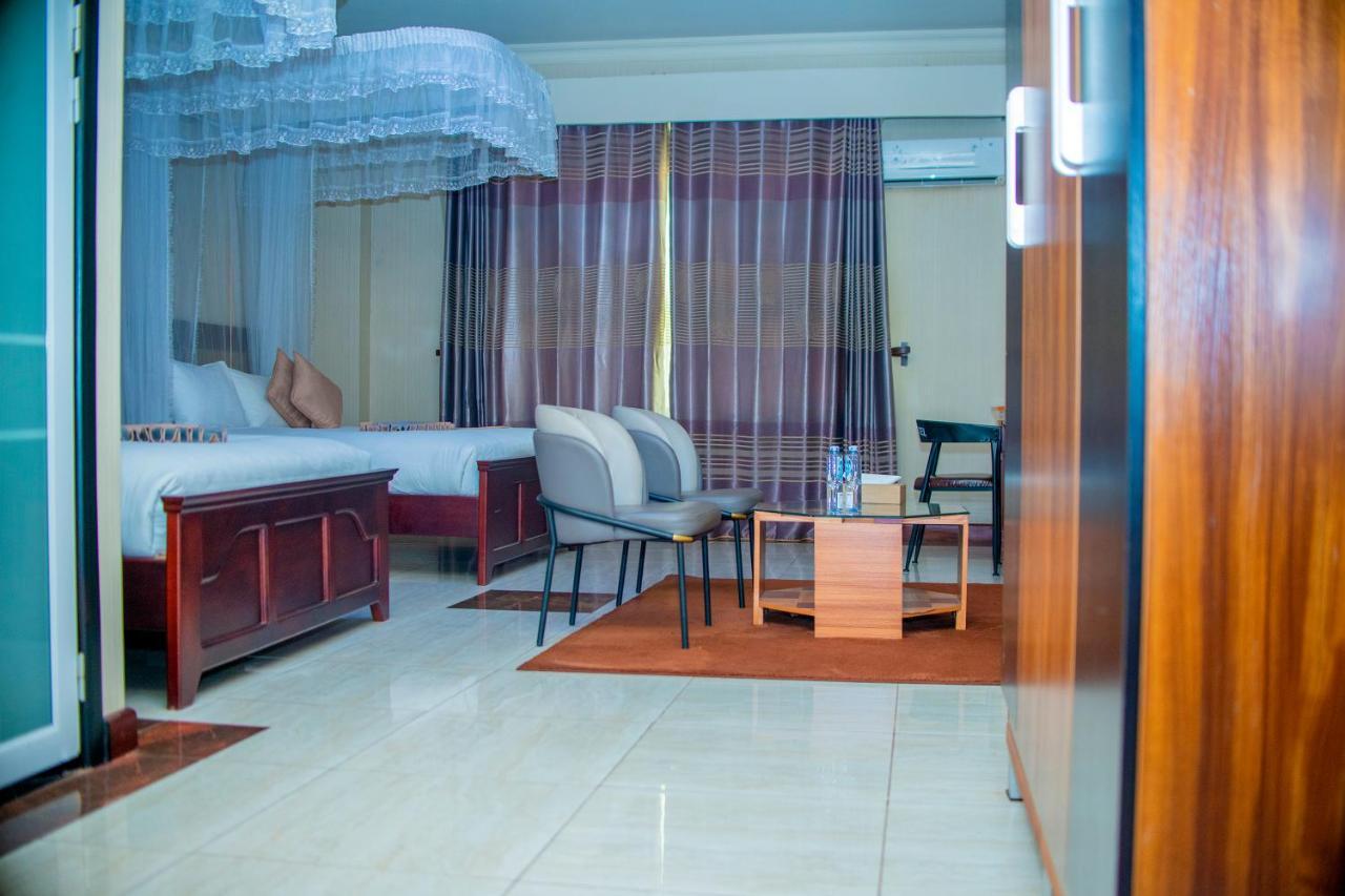 Hera Hotel קמפאלה מראה חיצוני תמונה