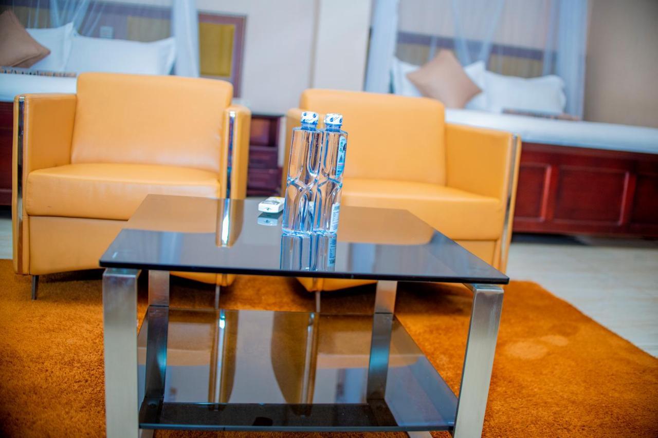 Hera Hotel קמפאלה מראה חיצוני תמונה